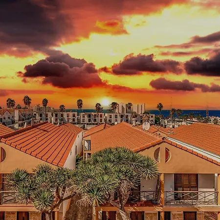 شقة Tenerifeopenhome 3-story Flat Playa Americas