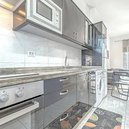 Tenerifeopenhome 3-story Flat Playa Americas شقة