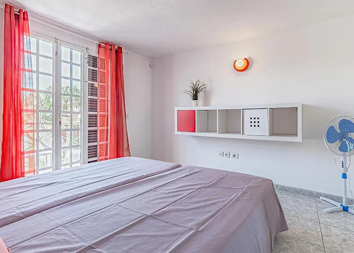Tenerifeopenhome 3-story Flat Playa Americas Διαμέρισμα *