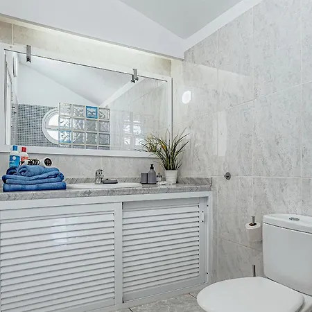 Tenerifeopenhome 3-story Flat Playa Americas * Playa de las Americas (Tenerife)