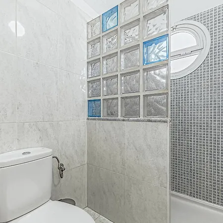 Tenerifeopenhome 3-story Flat Playa Americas * Playa de las Americas (Tenerife)